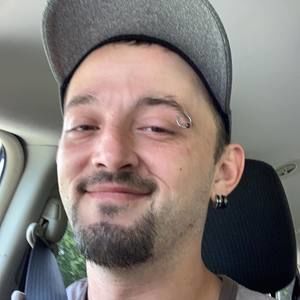 Meet your Posher, Aaron